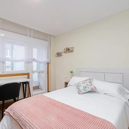 Lovely 4-bedroom In Comarca de Vigo